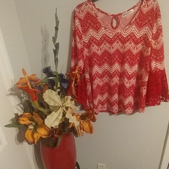 Stem & Vine Blouse - Picture 1 of 2